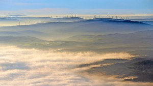 Umweltminister hebt Weisung im Windpark-Streit auf