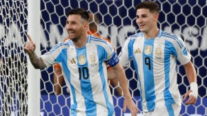 Messi trifft bei Argentiniens Halbfinal-Sieg