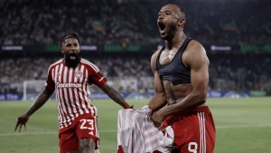 Olympiakos Piräus gewinnt die Conference League