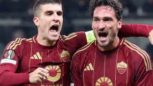 Roma jubelt spät dank Hummels