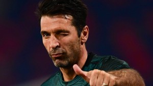 Buffon bleibt noch ein bisschen