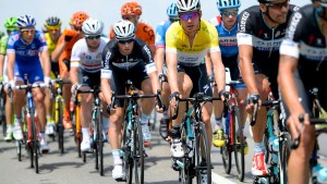 Tony Martin in der Schweiz weiter in Gelb