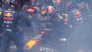 Feuer bei Verstappen begünstigt Ferrari-Sause