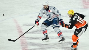 Sieg für Löwen Frankfurt im Derby gegen Adler Mannheim