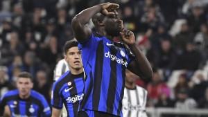 Stürmerstar Lukaku rassistisch beleidigt – und vom Platz gestellt