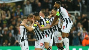 Newcastle nimmt PSG auseinander