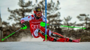 Hirscher gewinnt Slalom in Levi