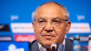 Wie Felix Magath Hertha BSC vor dem Absturz retten will