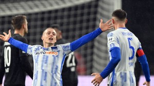 Hertha vergibt Sieg in letzter Sekunde