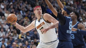 Superstar Jokic unterschreibt teuersten NBA-Vertrag aller Zeiten