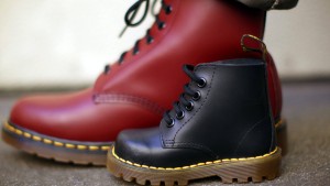 Finanzinvestoren kaufen Dr. Martens