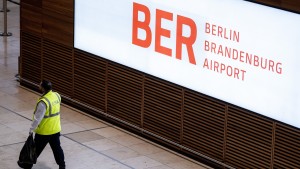 Verdi ruft zu Streik am Berliner Flughafen BER auf