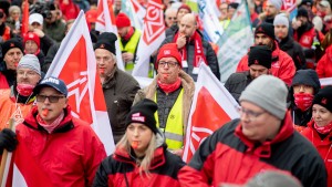 Am Dienstag soll der Tarifvertrag stehen