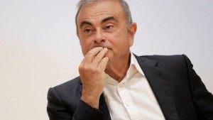 Carlos Ghosn geht zum Angriff über