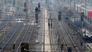 Das Leid der Bahnhofsläden