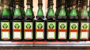 Jägermeister liefert Alkohol für Desinfektionsmittel