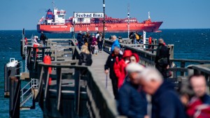 Landesregierung stellt sich gegen LNG-Pläne auf Rügen