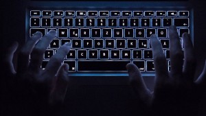 Briten drohen Internetriesen mit Sanktionen