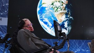 Stephen Hawking wird beigesetzt