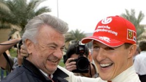 Schumacher vertagt Karriere-Entscheidung