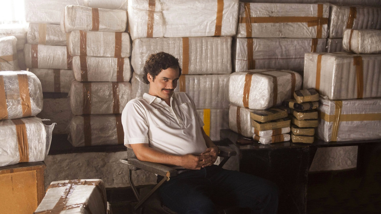 Schauspieler Wagner Moura in der Rolle des kolumbianischen Drogenbarons Pablo Escobar in der Netflix-Serie „Narcos“.