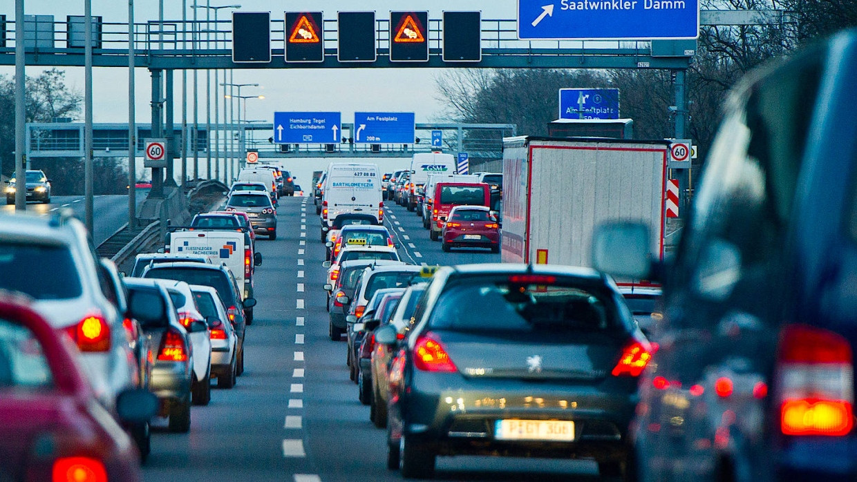 Weiterhin freie Fahrt für freie Bürger: Die Pkw-Maut ist nicht EU-konform.