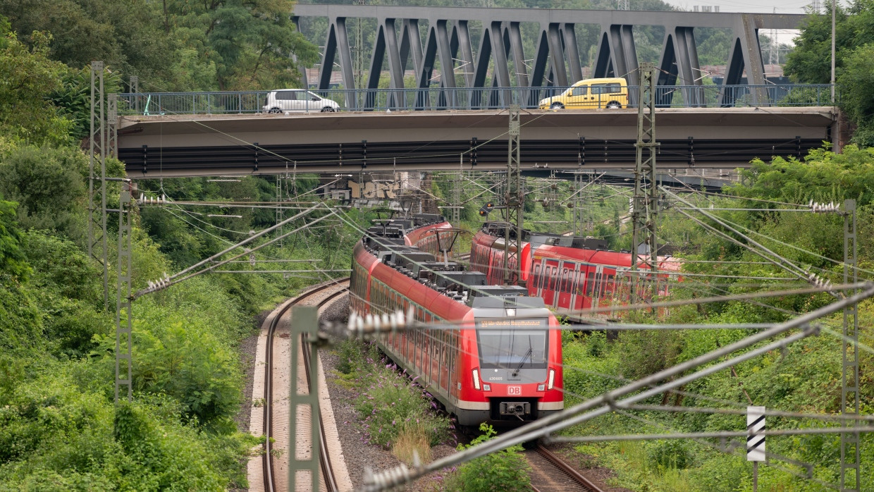 Lichtblick: Die zwei eigenen Gleise für die S-Bahn-Linie S6 zwischen Bad Vilbel und Frankfurt wurden fetiggestellt.