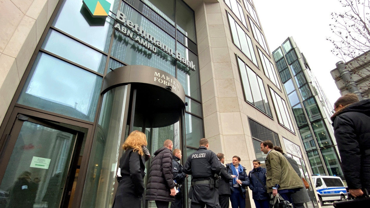 Razzia bei der ABN Amro im Februar 2020 in Frankfurt.