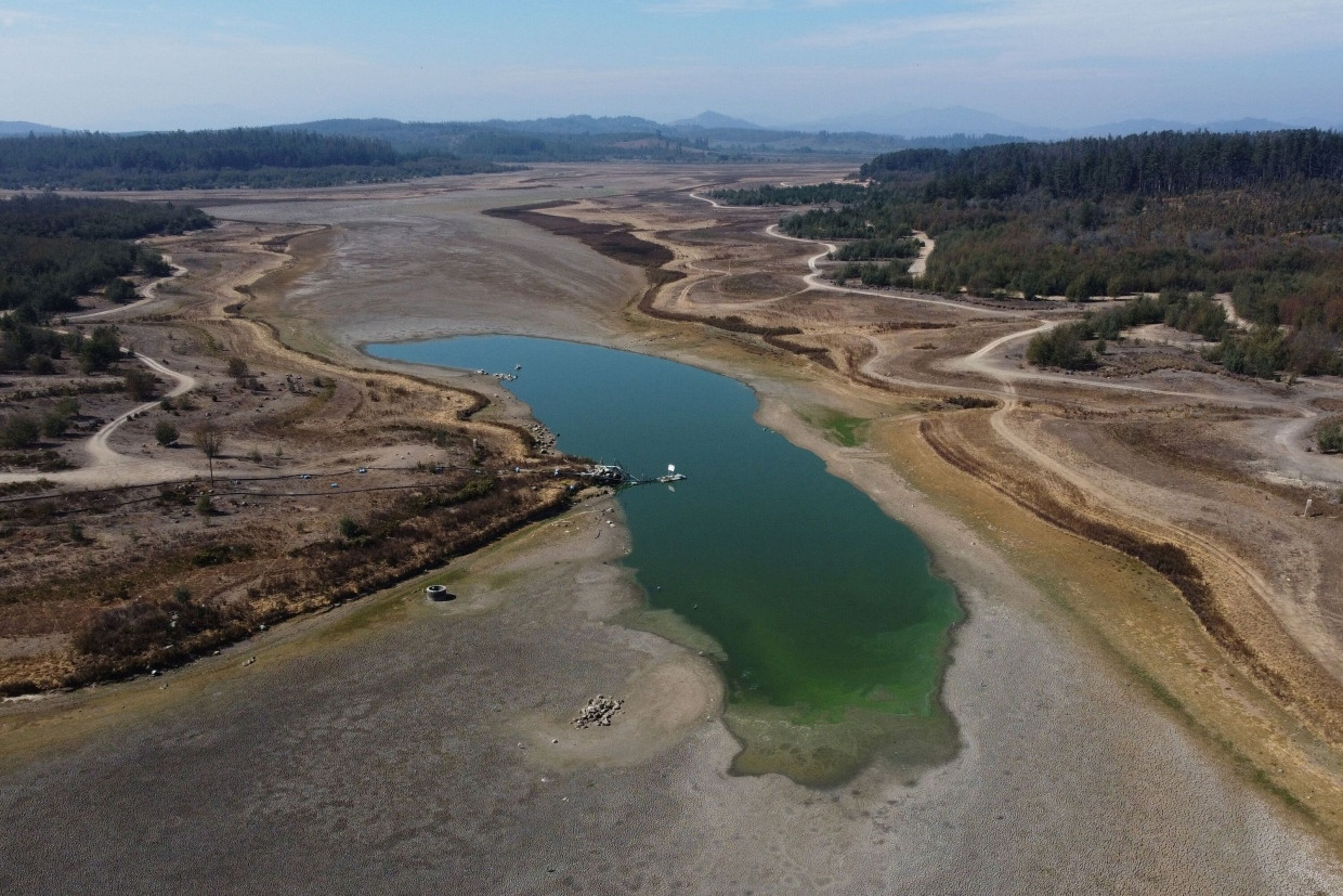 Das Penuelas Reservoir ist eine der beiden Hauptwasserquellen der Hafenstadt Valparaiso.