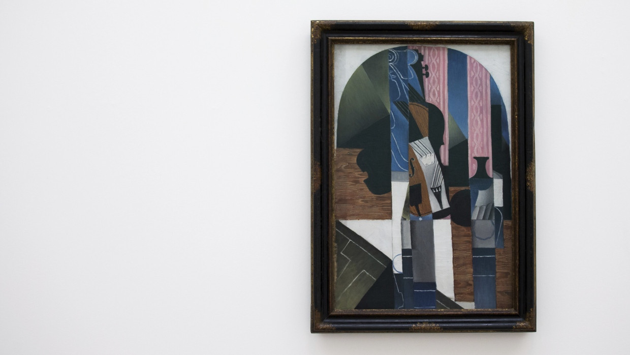 Streitfall: 2016 empfahl die Beratende Kommission den Verbleib von Juan Gris’  „Stillleben (Geise und Tintenfass)“ von 1913 in der Kunstsammlung NRW.