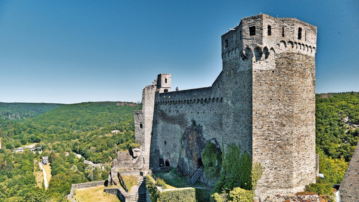 Namensgeber der Gemeinde: Die Burg Hohenstein ist der geschichtlich bedeutendste Ort und gleichzeitig das Wahrzeichen der Kommune.