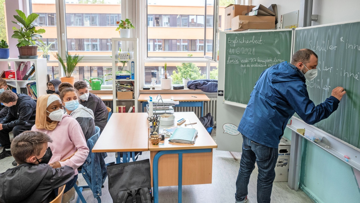 Endlich zurück: Die Klasse im Juni an ihrem ersten Schultag nach monatelangem Homeschooling