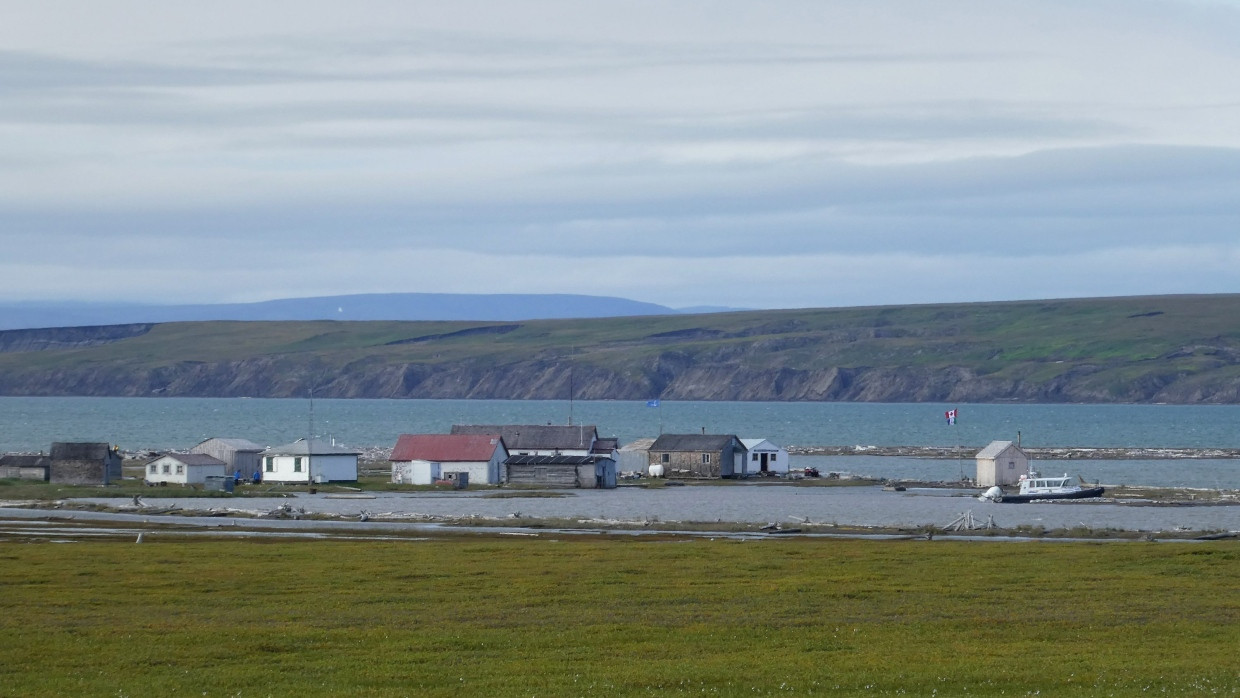 Zwischen Tundra und Polarmeer: Die Siedlung von Herschel Island.