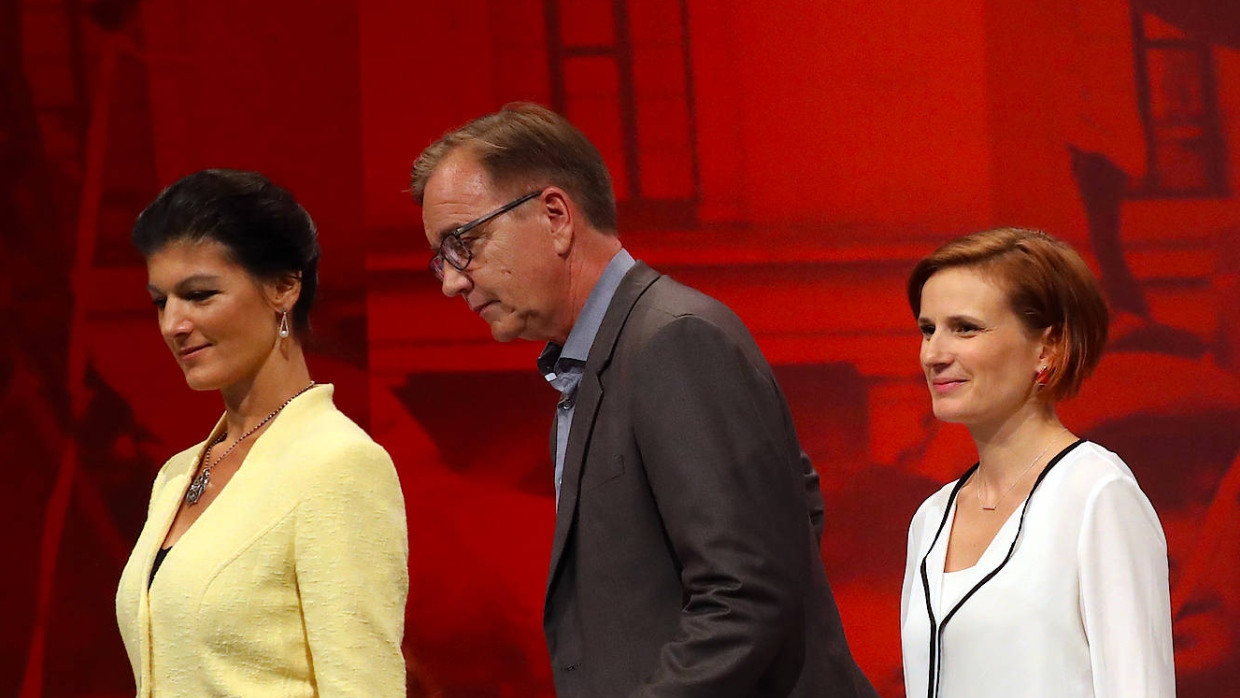 Die Fraktionsvorsitzende Sahra Wagenknecht, Dietmar Bartsch und die Parteivorsitzende Katja Kipping beim Bundesparteitag der Linken im Juni.