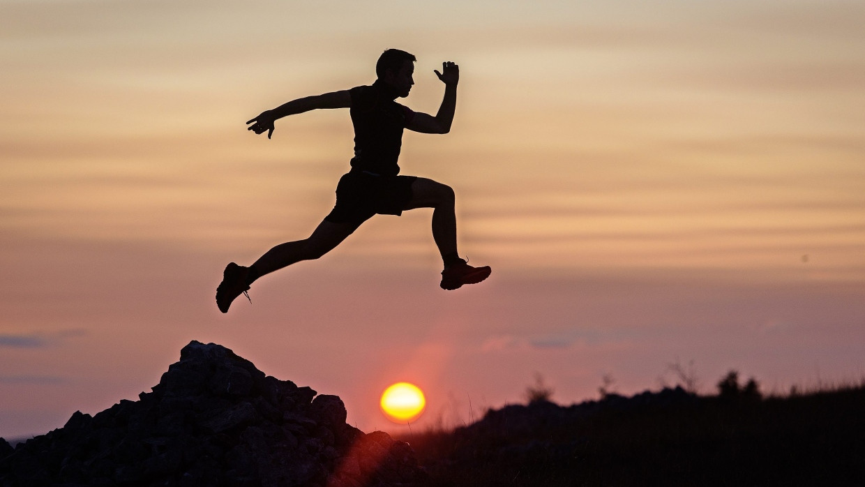 Der Sonne entgegen:
  Im Studium hängen Interesse, Motivation und  Erfolg ganz eng zusammen.