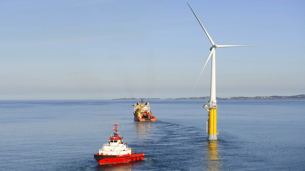 Schwimmende Windkraftanlage vor der norwegischen Küste