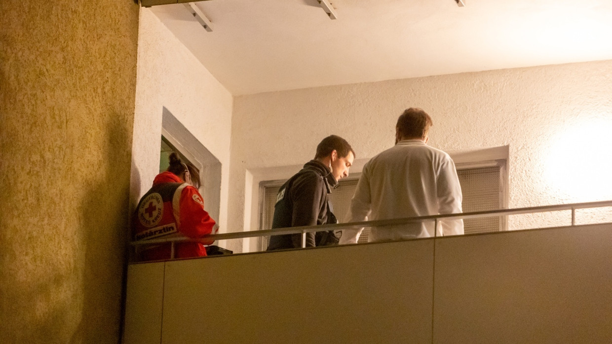 In einer Wohnung an der Grimmelshausenstraße in Hanau ist am späten Mittwoch Abend ein Mann getötet worden.