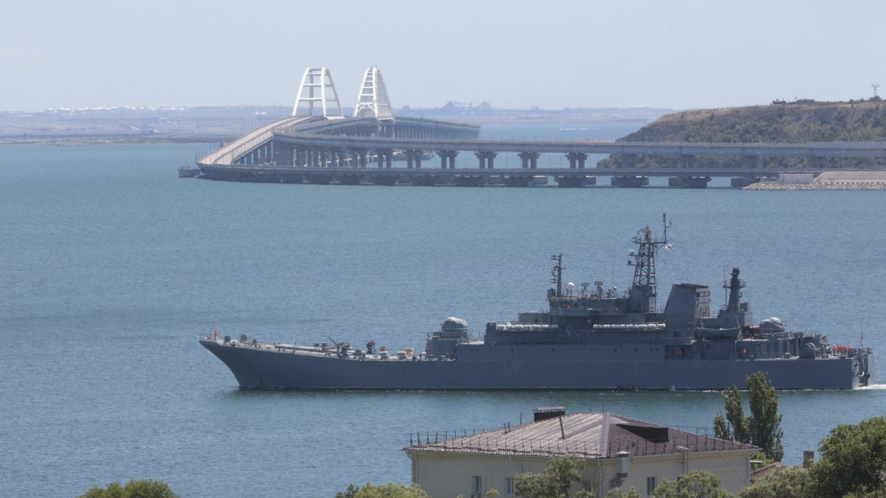 Ein russisches Militärschiff vor der Halbinsel Krim am 17. Juli