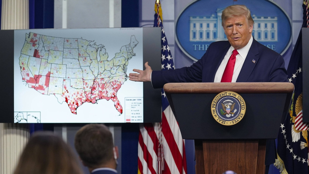 Trump auf der Pressekonferenz im Weißen Haus