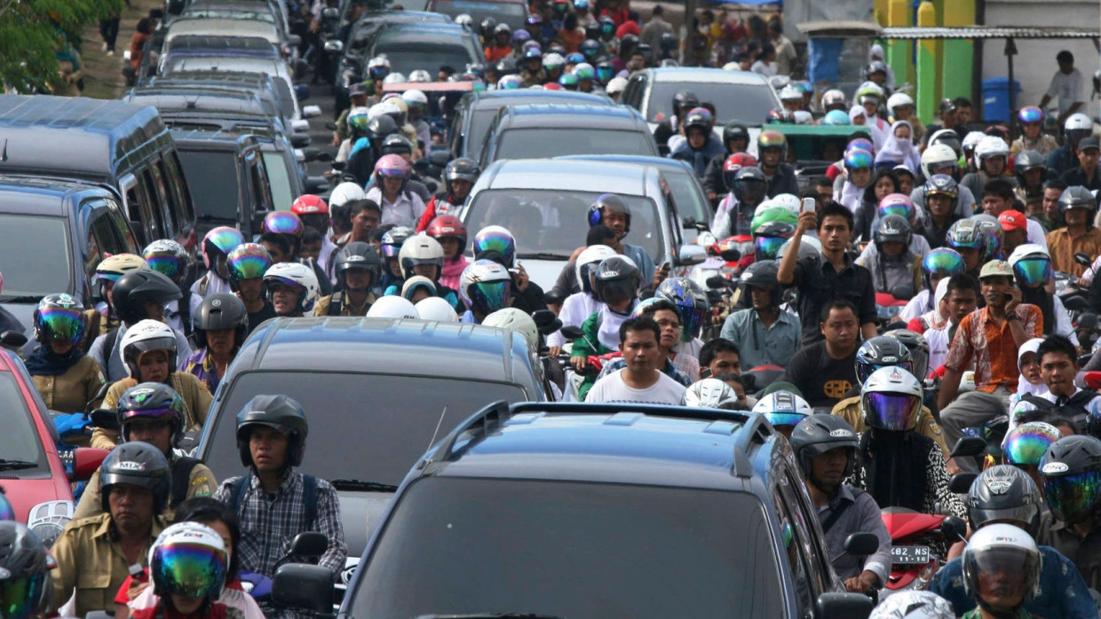 Die Bewohner Banda Acehs auf Sumatra flüchteten nach der Tsunami-Meldung in höhere Stadtgebiete