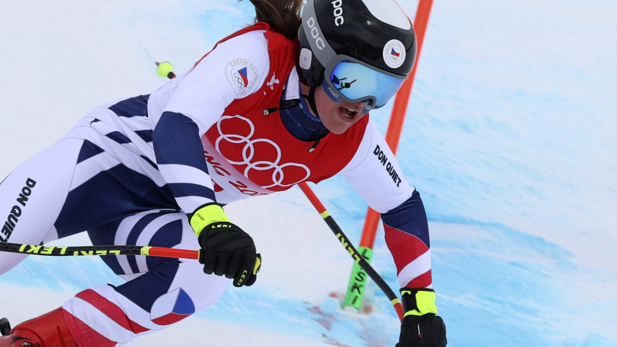 Tereza Nova, hier bei den Olympischen Spielen 2022 in Peking, kam schwerverletzt ins Krankenhaus.