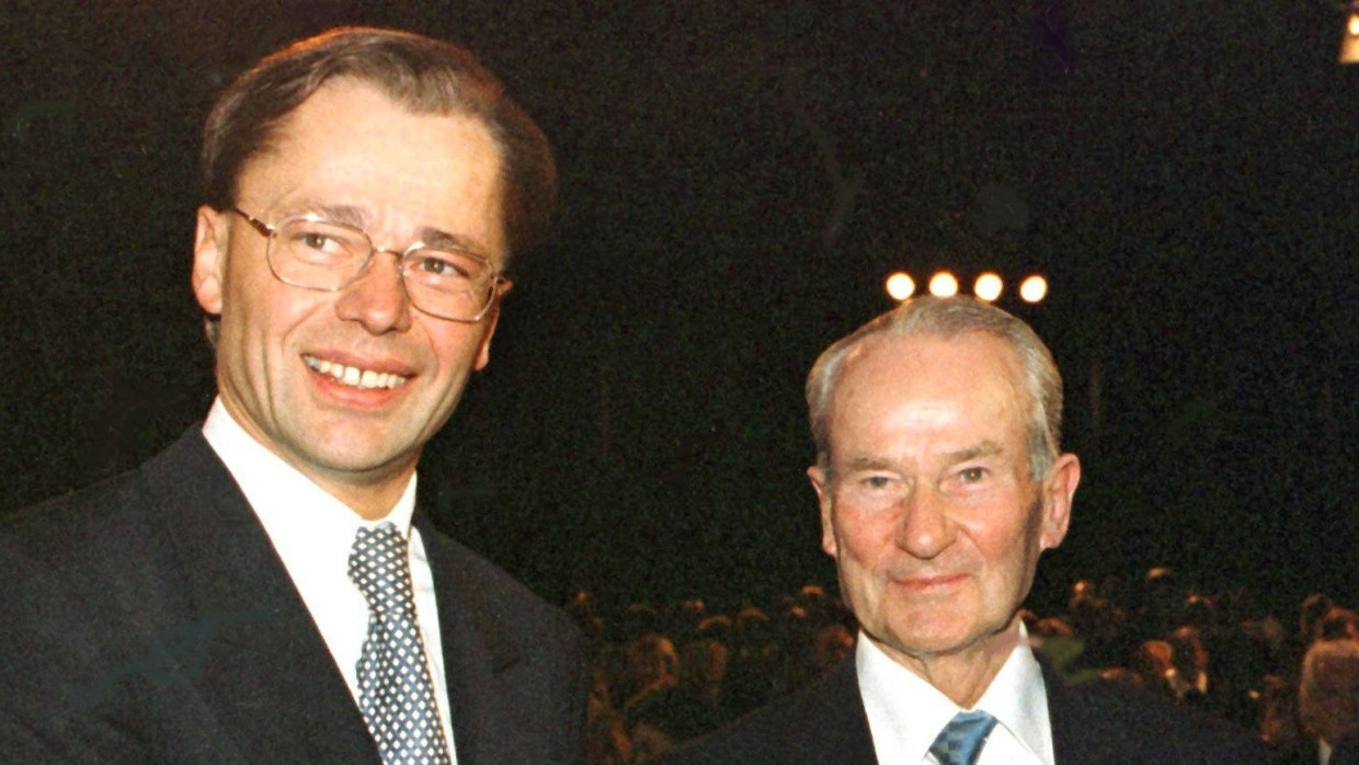 Der Vorstandsvorsitzende und der Patriarch des Bertelsmann-Konzerns: Thomas Middelhoff (l.) und Reinhard Mohn