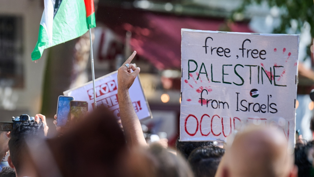 Demonstranten in Berlin am Samstag