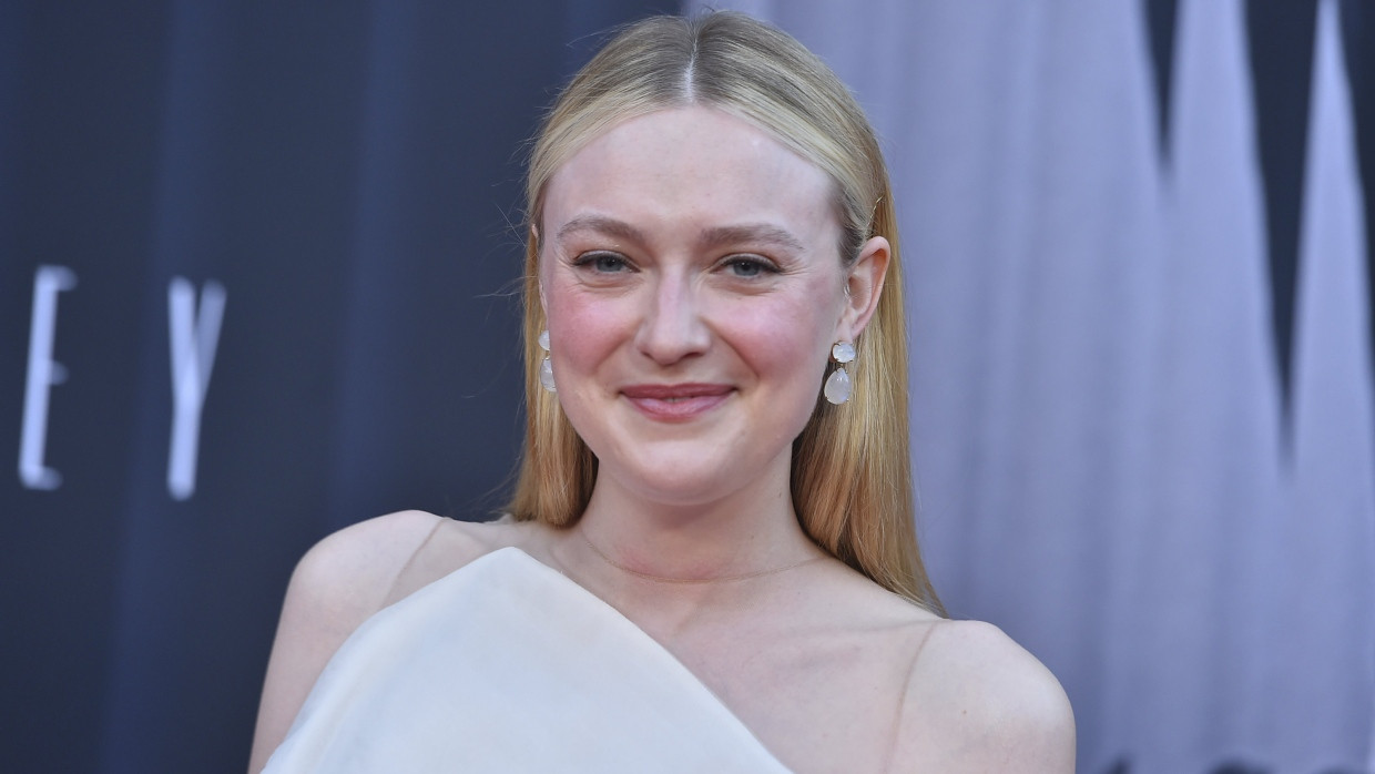 Dakota Fanning im April 2024 bei der Premiere von "Ripley" in LA