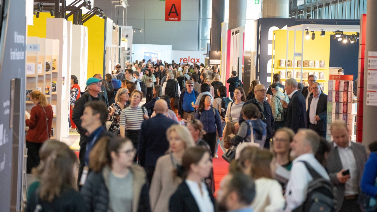 Die Frankfurter Buchmesse ist seit jeher Austragungsort für Meinungen und Argumente. Aber mit Israel will sich der Bund dieses Jahr lieber nicht blickenlassen.