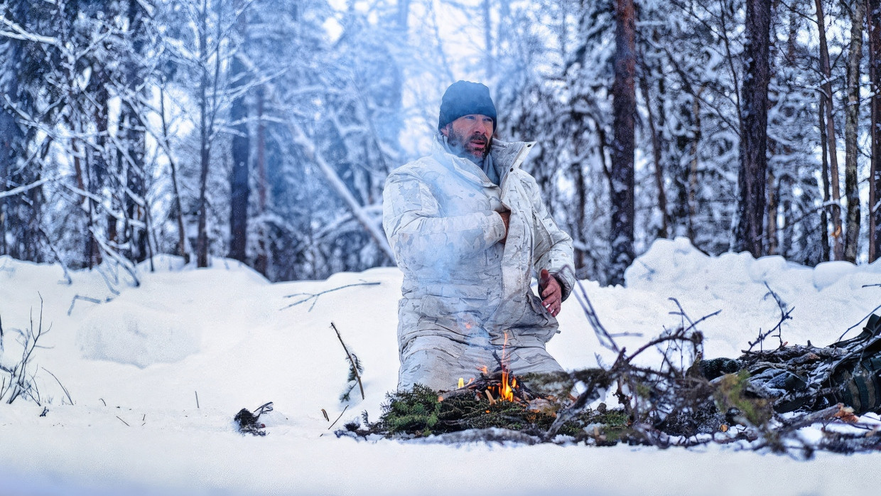 Feuer und Eis: Ottogerd Karasch, hier im Schnee und bei Minusgraden, weiß, wie man in der Wildnis überlebt – gelernt hat er es unter anderem in Afghanistan.