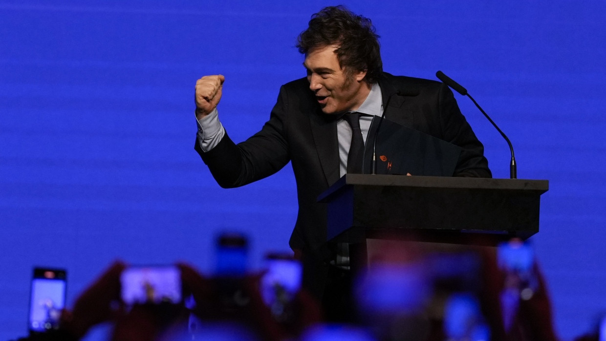 Javier Milei, Präsident von Argentinien, bei einer Konferenz seiner Anhänger in Buenos Aires