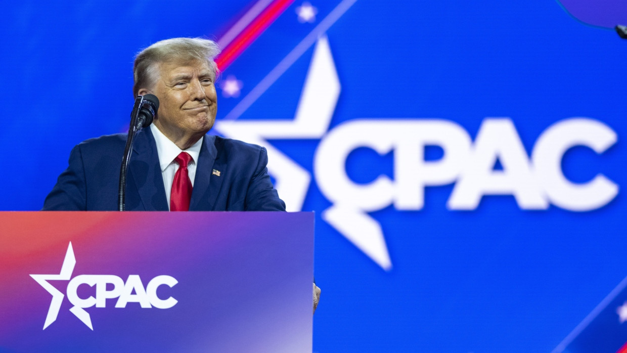 Eine Bühne, auf der er sich wohlfühlt: Donald Trump während der Conservative Political Action Conference im März 2023.