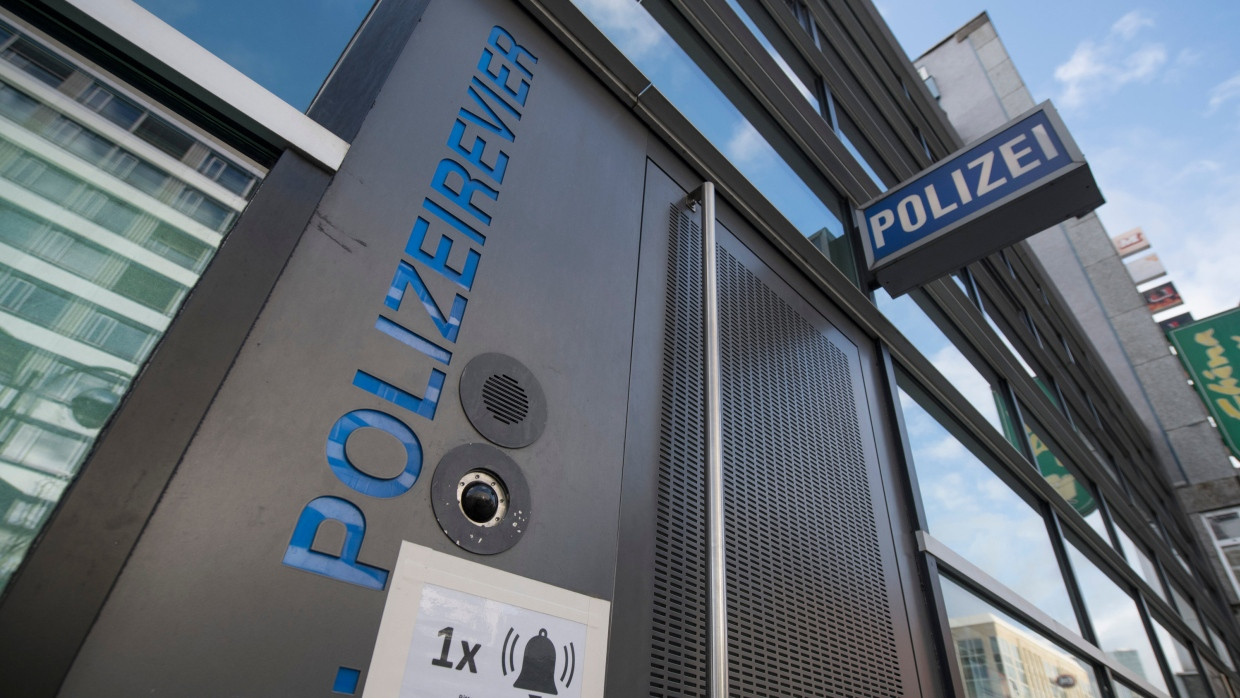 Ob die Klage des Frankfurter Polizeipräsidiums Erfolg hat, ist noch unklar.