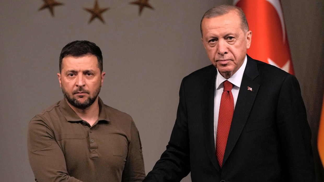 Wolodymyr Selenskyj und Recep Tayyip Erdogan am Samstag in Istanbul